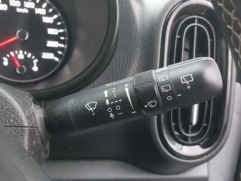 More views of Kia Picanto