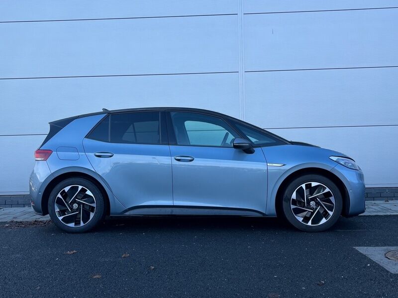 More views of Volkswagen ID.3