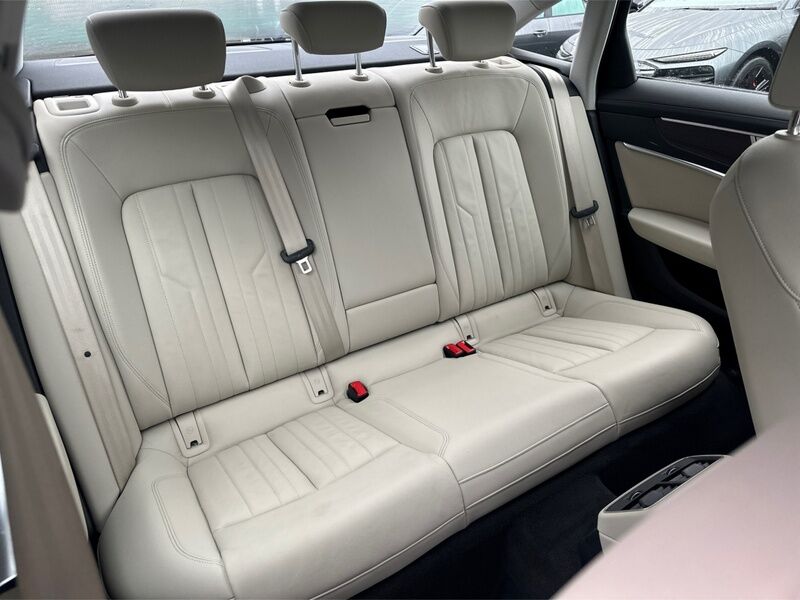 More views of Audi A6