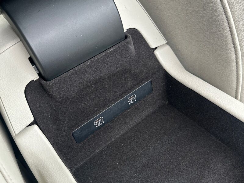 More views of Audi A6