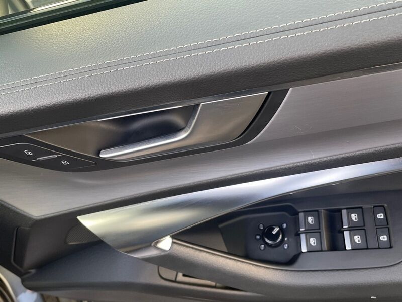 More views of Audi A6