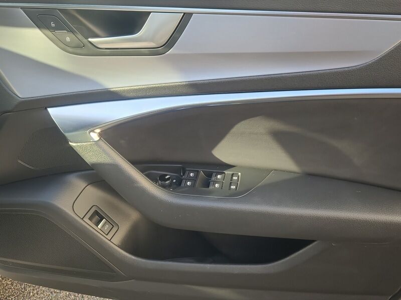 More views of Audi A6