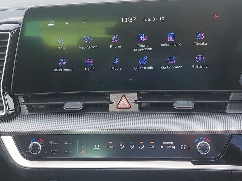 More views of Kia Sportage