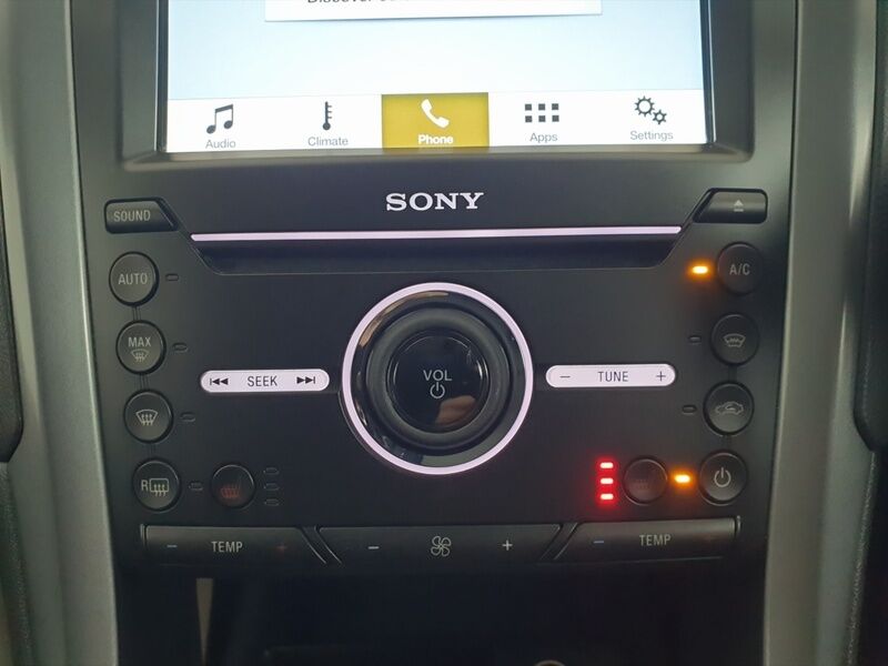 More views of Ford Mondeo