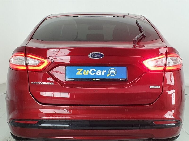 More views of Ford Mondeo