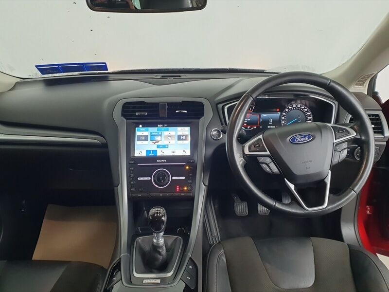 More views of Ford Mondeo