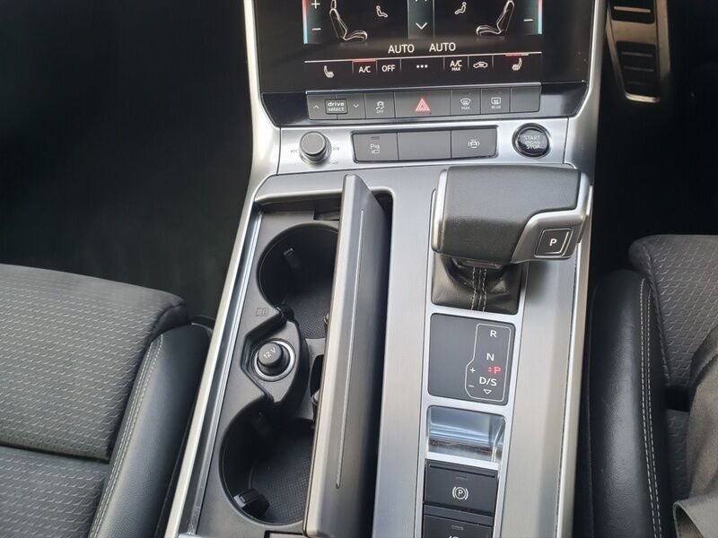 More views of Audi A6