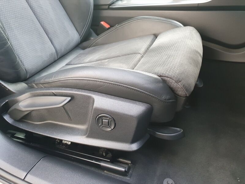 More views of Audi A6