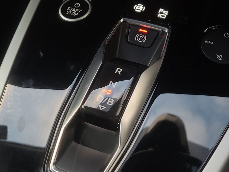 More views of Audi Q4 e-tron