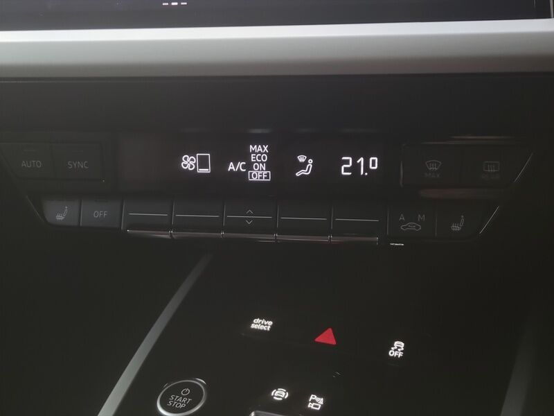 More views of Audi Q4 e-tron