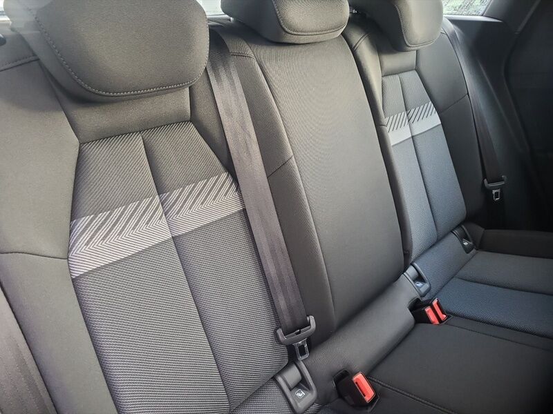 More views of Audi Q4 e-tron