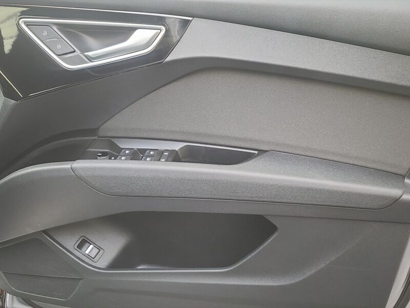 More views of Audi Q4 e-tron