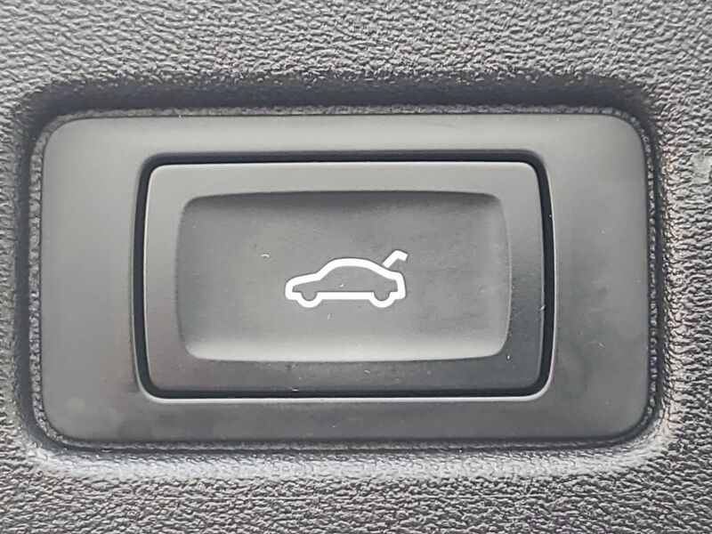 More views of Audi Q4 e-tron