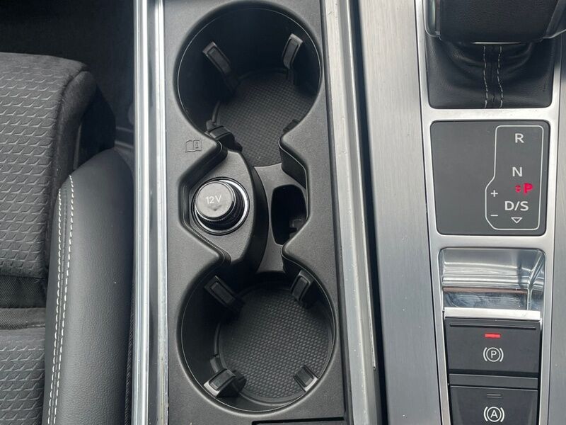 More views of Audi A6