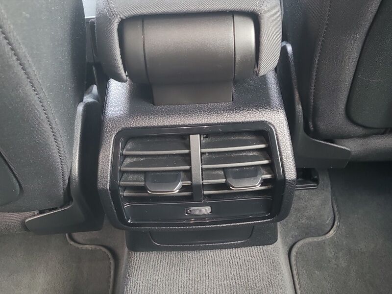 More views of Audi Q3