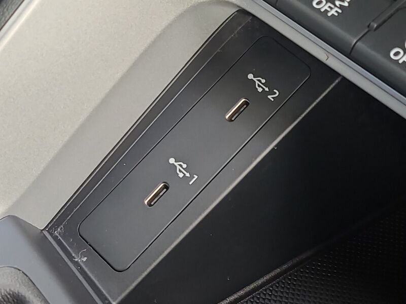 More views of Audi Q3