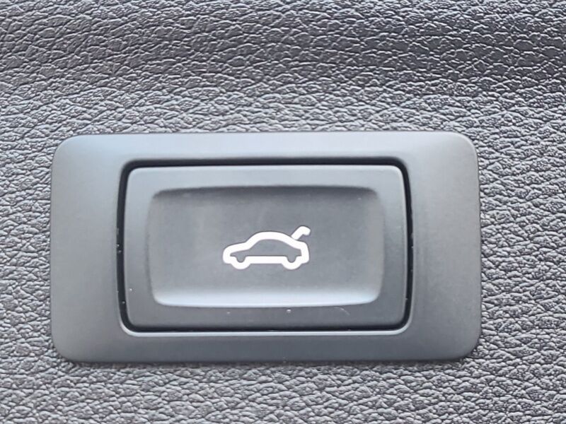 More views of Audi Q3