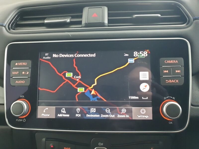 More views of Nissan Leaf