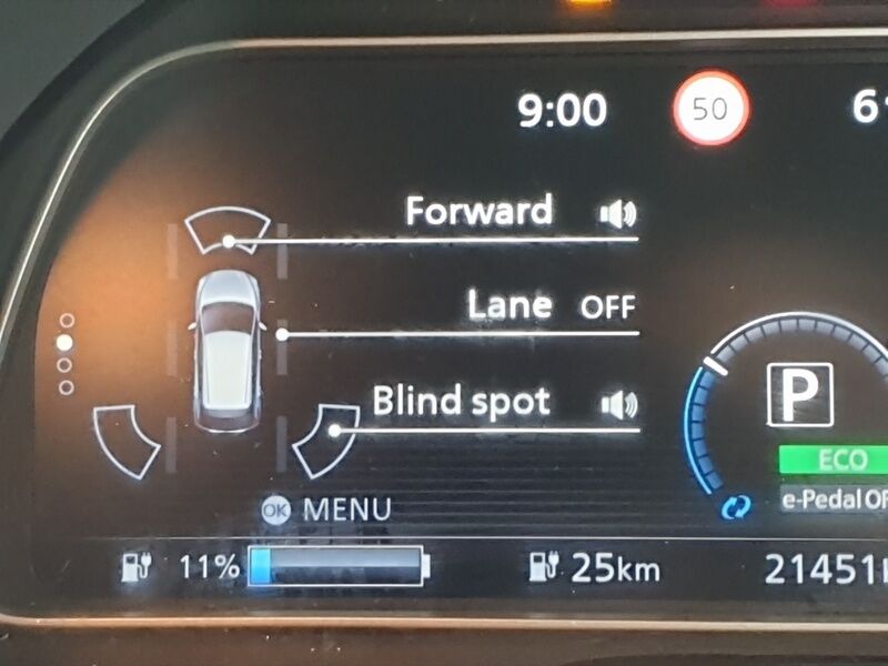 More views of Nissan Leaf