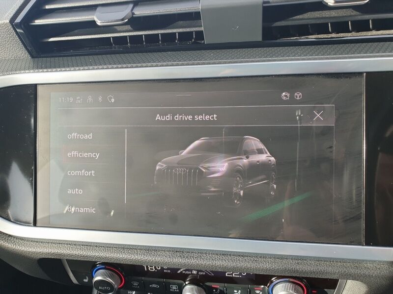 More views of Audi Q3