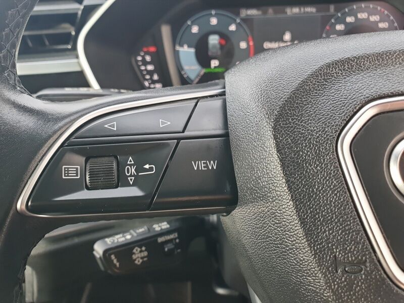 More views of Audi Q3