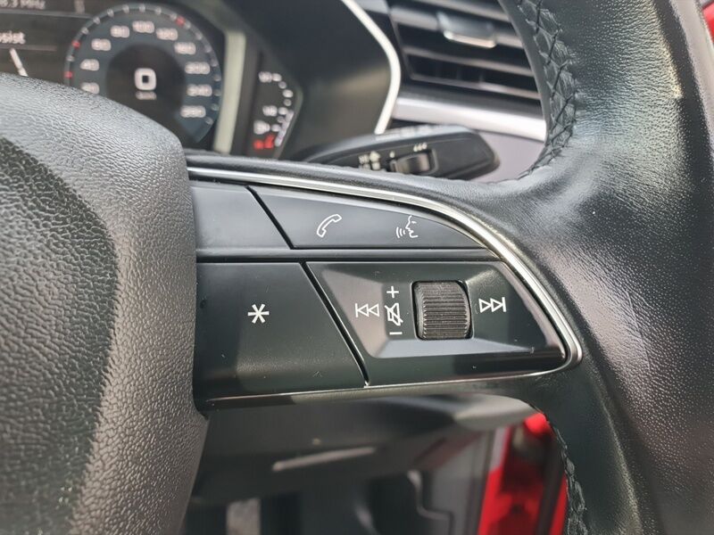 More views of Audi Q3