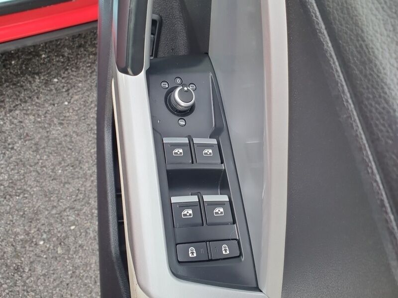 More views of Audi Q3