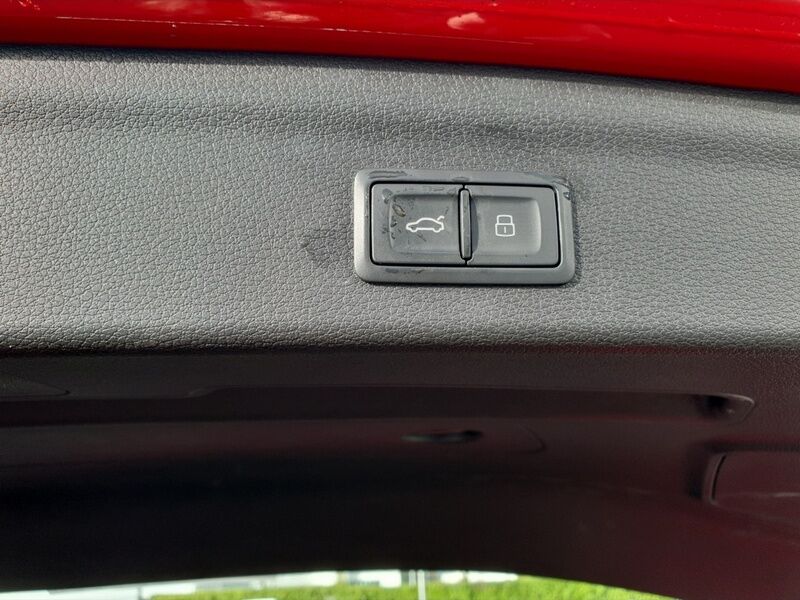 More views of Audi Q3