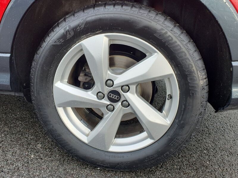 More views of Audi Q3