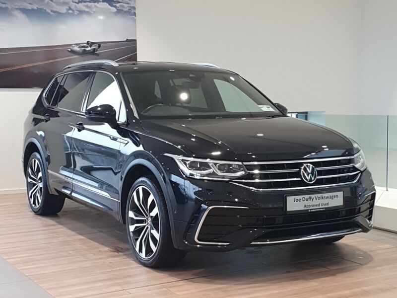 More views of Volkswagen Tiguan Allspace
