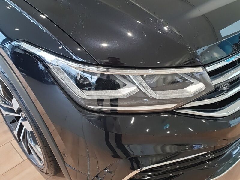 More views of Volkswagen Tiguan Allspace