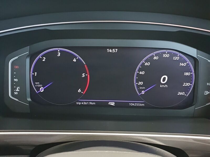 More views of Volkswagen Tiguan Allspace