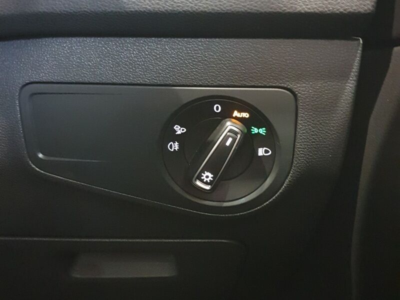 More views of Volkswagen Tiguan Allspace