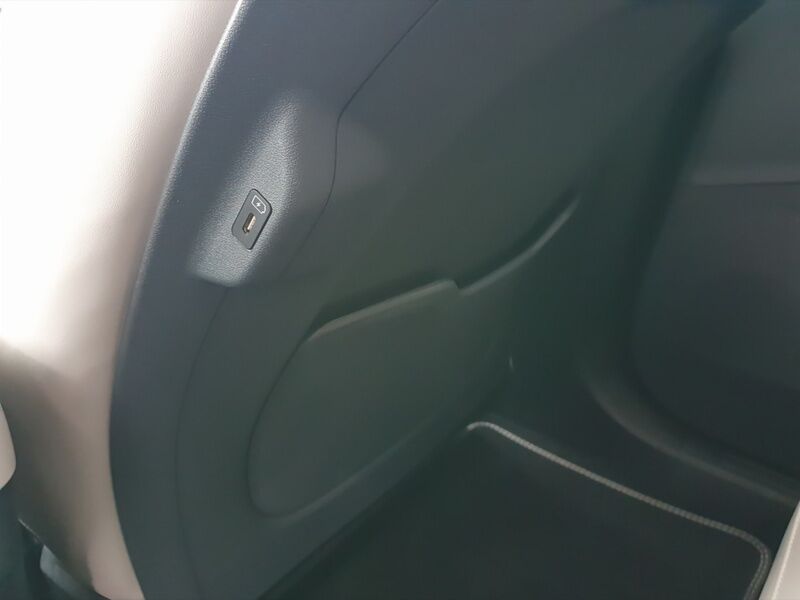 More views of Kia EV6