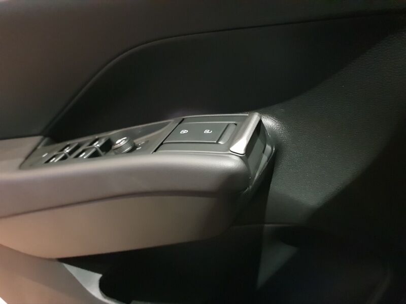 More views of Volkswagen T-Roc