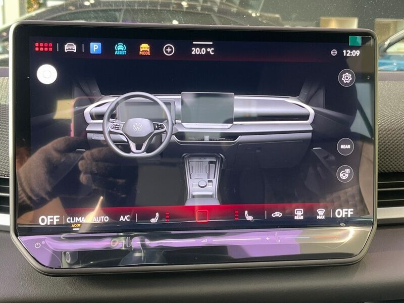 More views of Volkswagen T-Roc