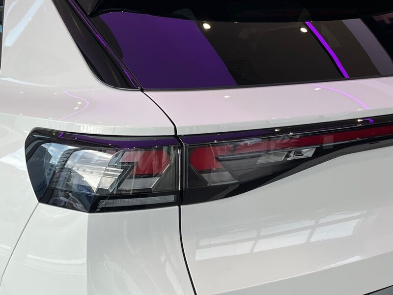 More views of Volkswagen T-Roc