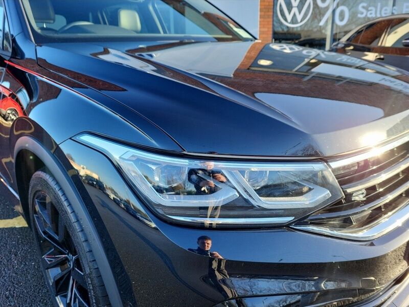 More views of Volkswagen Tiguan Allspace