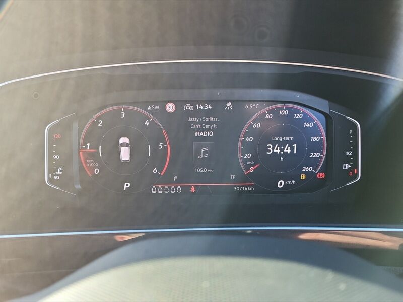 More views of Volkswagen Tiguan Allspace