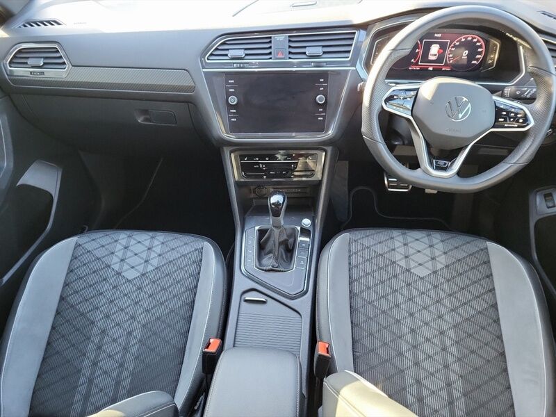 More views of Volkswagen Tiguan Allspace