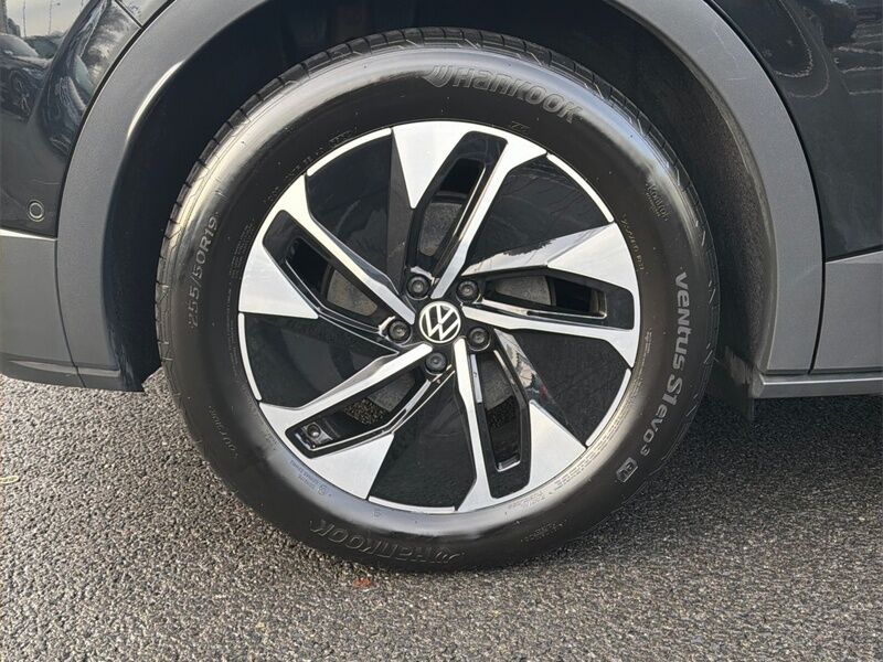 More views of Volkswagen ID.4