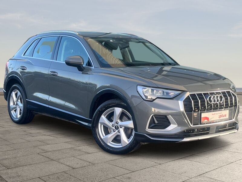 More views of Audi Q3