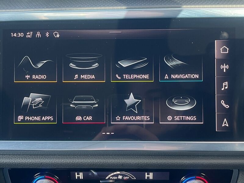 More views of Audi Q3