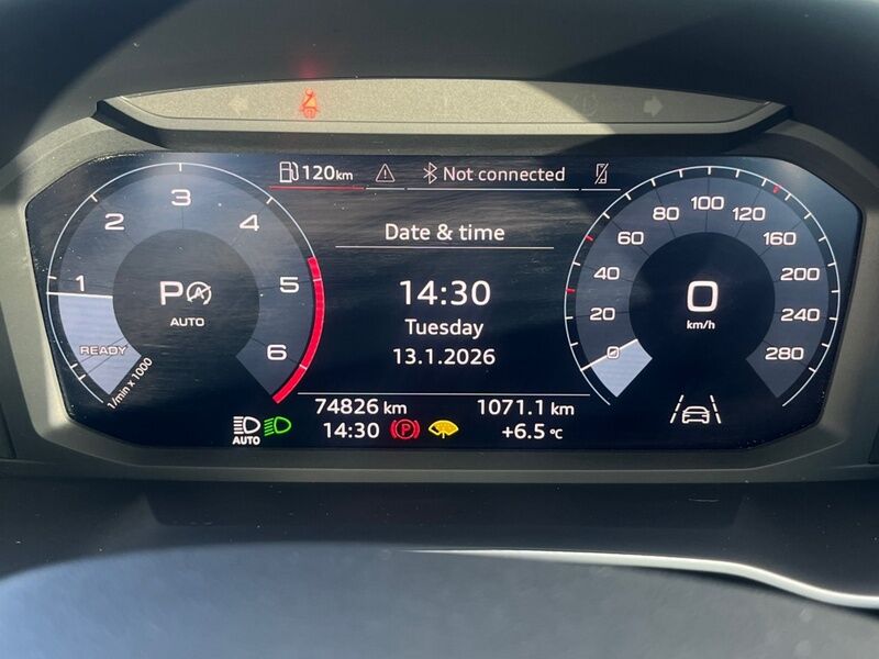 More views of Audi Q3