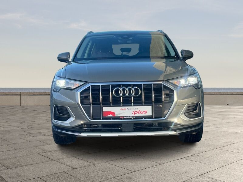 More views of Audi Q3