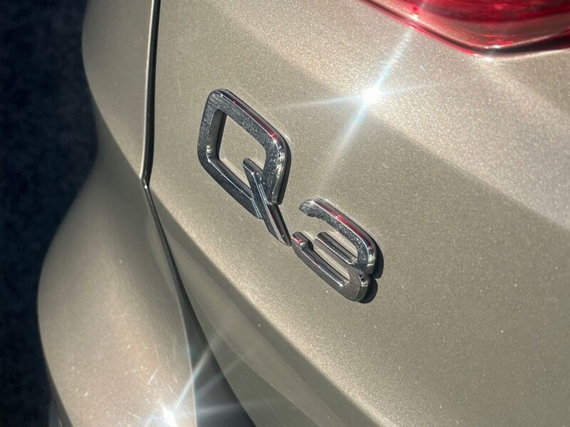 More views of Audi Q3