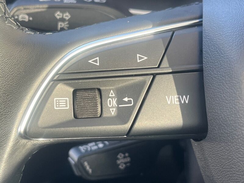 More views of Audi Q3