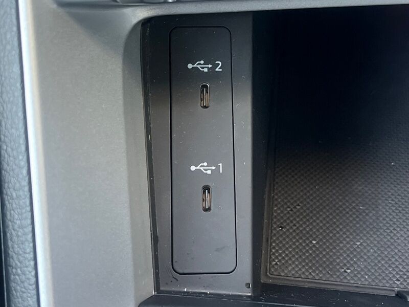 More views of Audi Q3