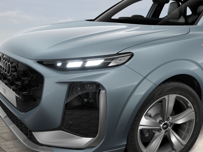 More views of Audi Q3