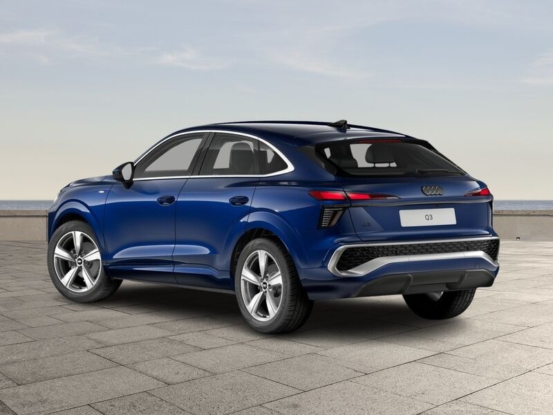 More views of Audi Q3